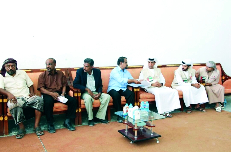 "Ⅶ ممثّلو هيئة الهلال ومسؤولو الثانوية | وام"