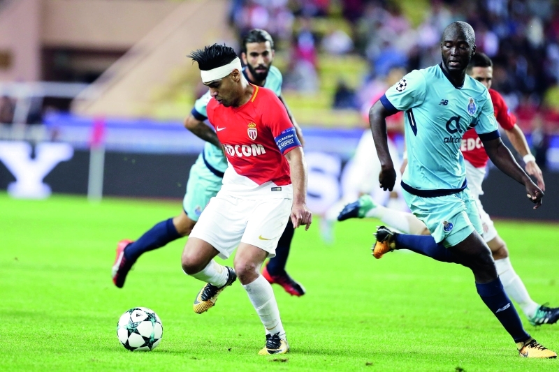 "راديميل فالكاو لاعب موناكو خلال لقاء بورتو | أ ب"