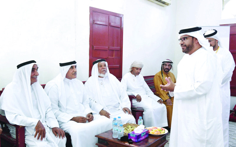 "محمد الرميثي خلال المشاركة في الاحتفال بيوم المسنين | وام"