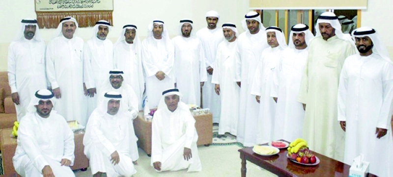 "■ أقطاب الناديين في لقطة جماعية | البيان"