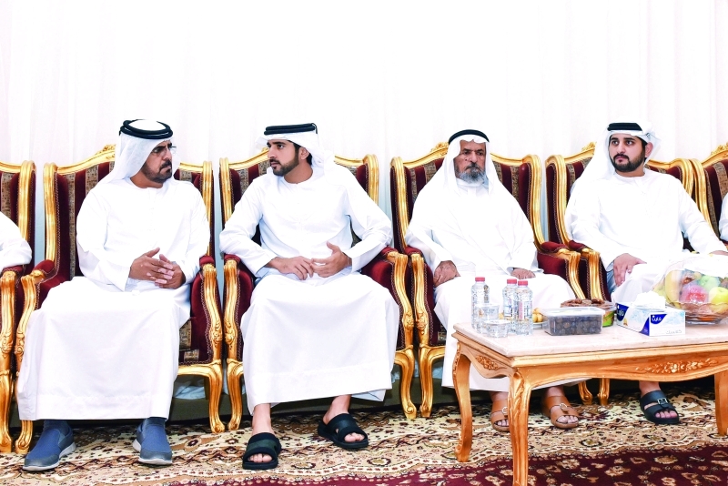 "سموهما خلال مواساتهما ذوي الفقيد"