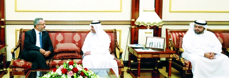 "Ⅶ حمد الشرقي بحضور محمد بن حمد خلال لقائه سفير البرازيل | وام"