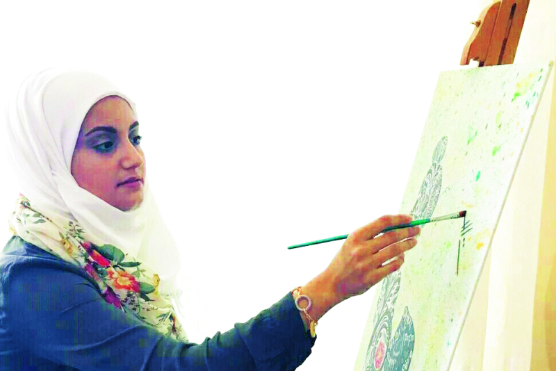"Ⅶ يسر الخطيب ابتكرت مزيجاً بصرياً لتشكيل كلمة أو نص أدبي | البيان"