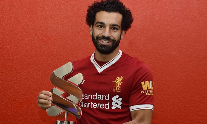 ماذا فعل محمد صلاح مع سارق والده؟