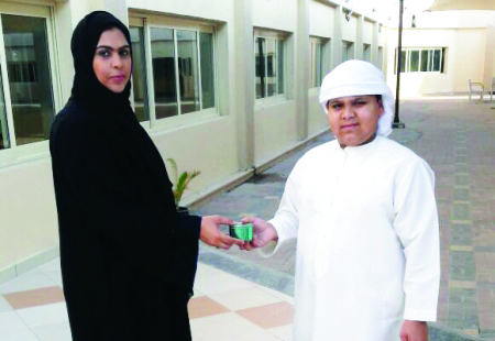 "Ⅶخديجة أحمد مكرمة أحد الطلاب | البيان"