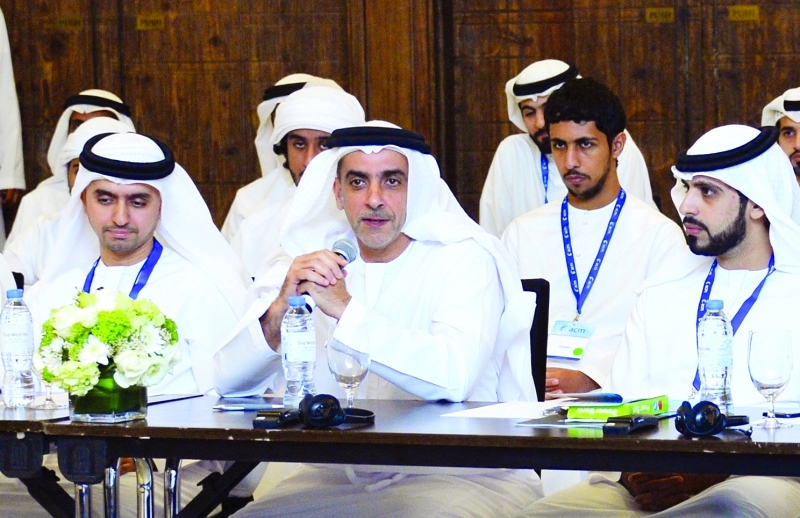 "■ سيف بن زايد أثناء ورشة العمل ضمن فعاليات القمة | من المصدر"