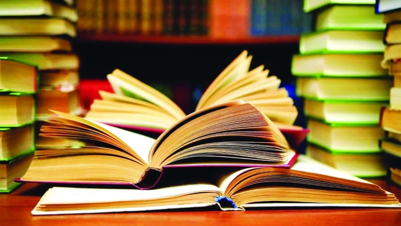 المقال الأدبي.. هل يستعيد البريــق ويتبوّأ الصـدارة ؟