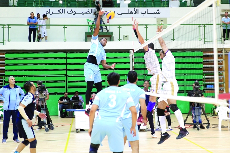 "Ⅶ جانب من مباراة العين وبني ياس | تصوير: إبراهيم صادق"