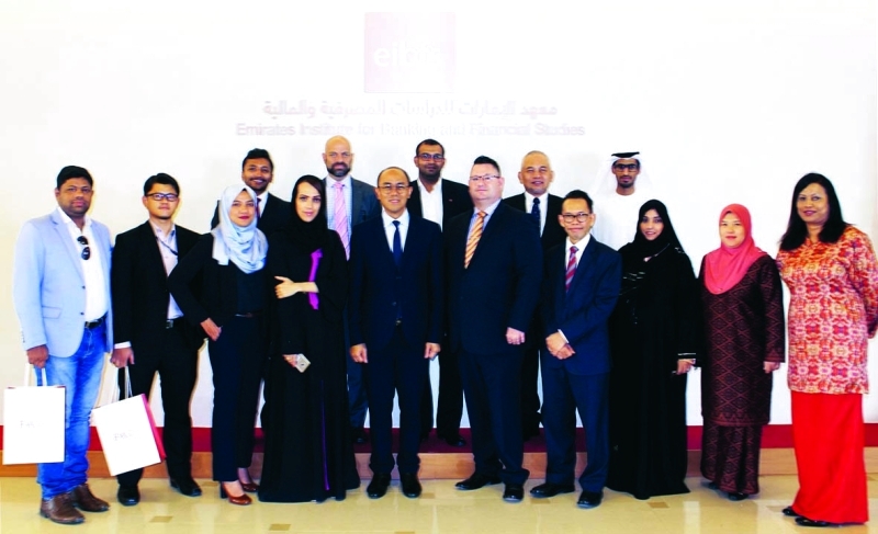 "المشاركون في المؤتمر | البيان"