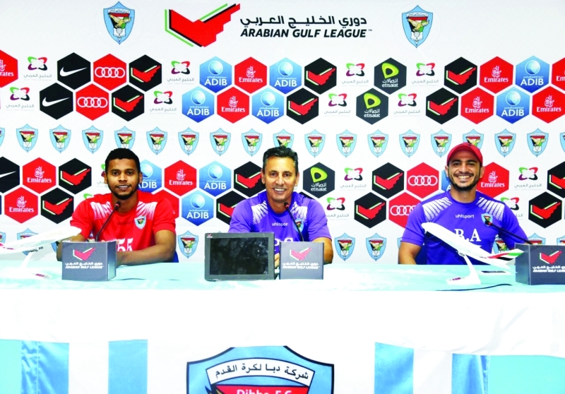 "■ باولو كاميلي متحدثاً في المؤتمر الصحافي | البيان"