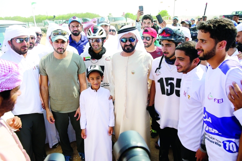 محمد بن راشد ناصحاً مدربي الخيول: اليــــوم لك مجد وانسَ مجدك العامي