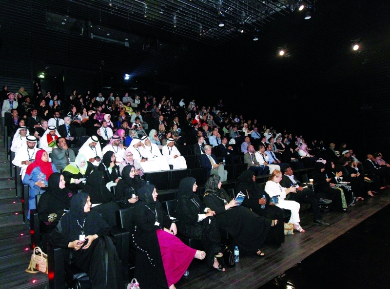 "■ جمهور المدرسين يستمع إلى أهداف المتحف التعليمية | من المصدر"