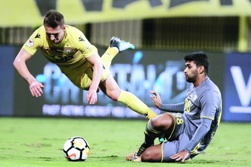 "Ⅶ إصابات الملاعب تشغل بال العاملين في منظومة كرة القدم | البيان"