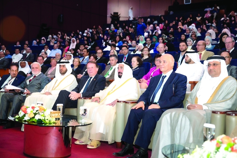 حاكم الشارقة يشهد المؤتمر الإماراتي الألماني في الطب