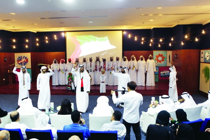 قطاع النشر في"مؤسسة دبي للإعلام" يحتفل باليوم الوطني
