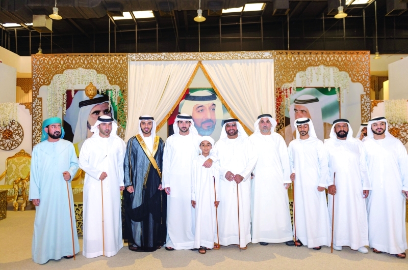 "■ ولي عهد دبي خلال حفل الاستقبال"