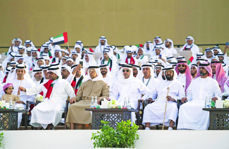 "■ عمار النعيمي وطحنون بن محمد وهزاع ومنصور وحامد وعمر بن زايد"