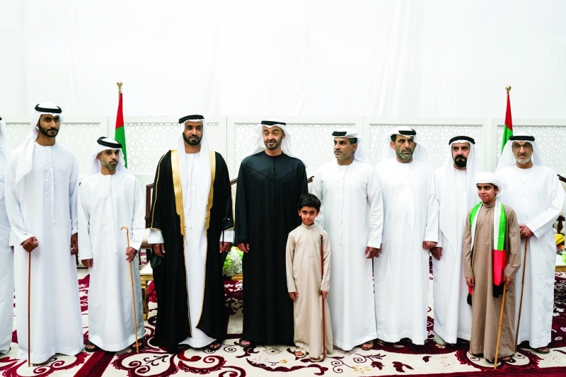 "Ⅶمحمد بن زايد خلال حضوره حفل الزفاف"