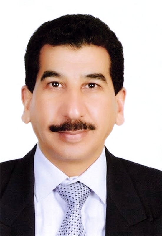 "■ أحمد العموش"