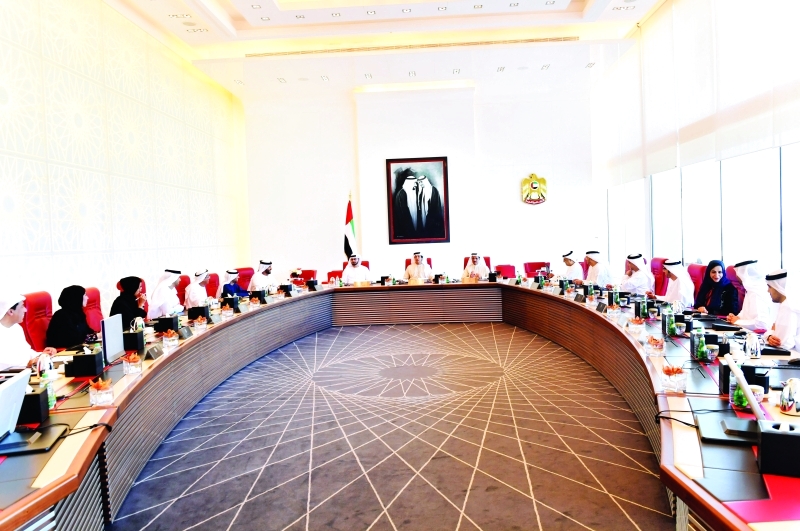 "Ⅶ منصور بن زايد مترئساً اجتماع المجلس بحضور الأعضاء | وام"