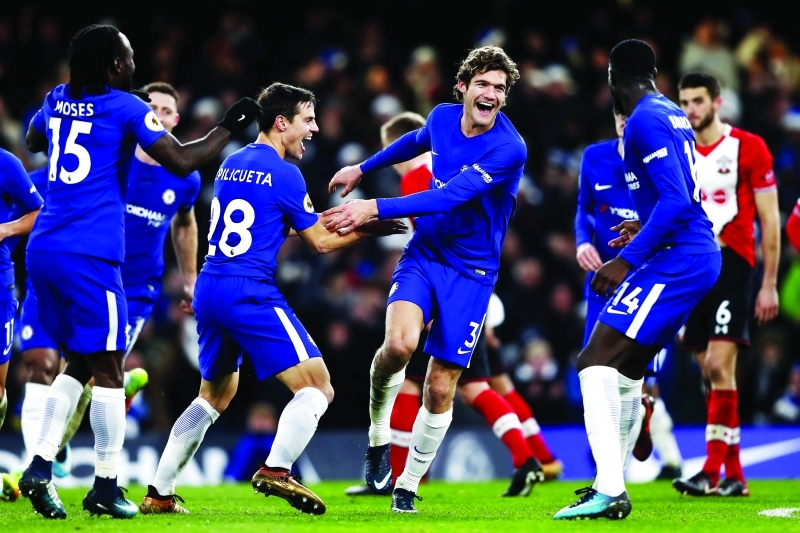"ماركوس ألونسو خطف هدف فوز تشيلسي على ساوثهامبتون | أ ف ب"