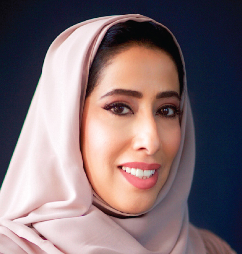 "منى غانم المري"