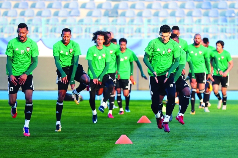 "من تدريبات المنتخب الاماراتي لكره القدم في ملعب نادي الشباب بالكويت ، ديسمبر 20 2017 تصوير سالم خميس"