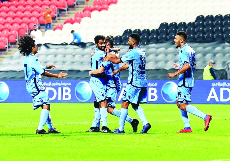 حتا يحجز المقعد الثامن في كأس المحترفين