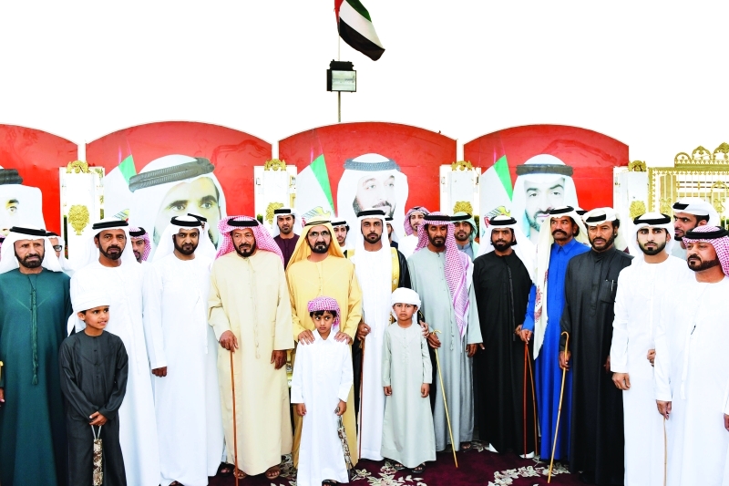 " محمد بن راشد متوسطاً الحضور خلال الحفل   |   تصوير: محمد هشام"