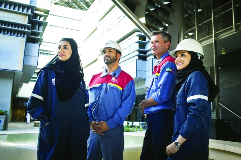 "حضور قوي للمواطنين من الجنسين في الشركة | البيان"