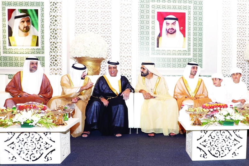 "محمد بن راشد وسعود بن صقر وحمدان بن محمد وسلطان بن محمد بن سلطان والعريس وحمدان بن منصور"