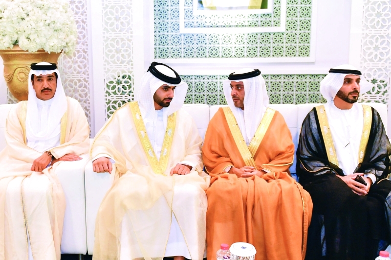 "منصور بن محمد وعبد العزيز بن حميد وأحمد الزعابي"