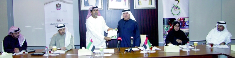"عبد الملك يتسلم تقرير الفترة السابقة | البيان"