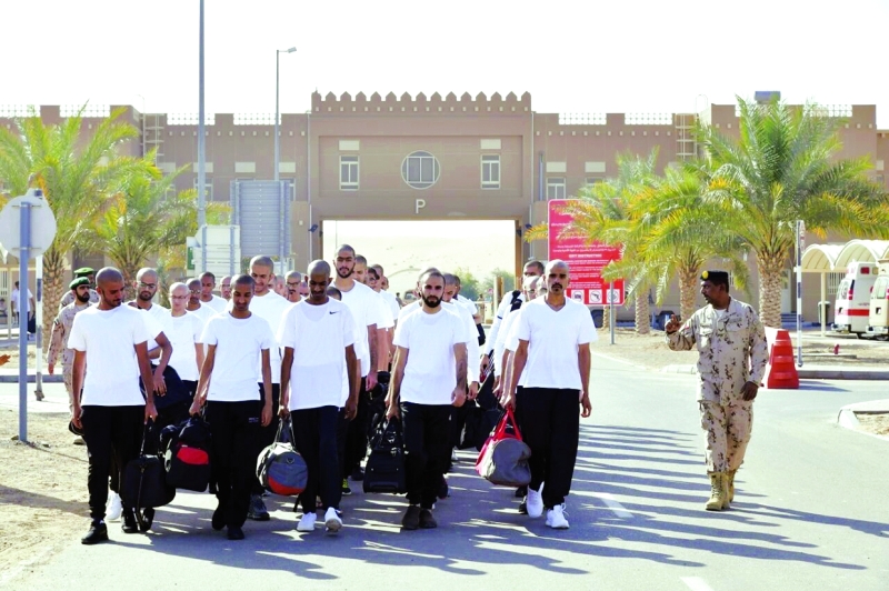 "شبابنا يقبلون على أداء واجب الخدمة الوطنية | وام"