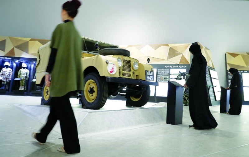 "المعدات العسكرية تؤرخ لمدى جاهزية القوات المسلحة الإماراتية"