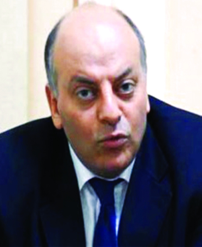 "محمد المنيسي"