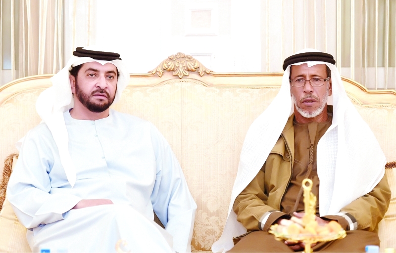 "سموه خلال زيارته حمد الرميثي | وام"