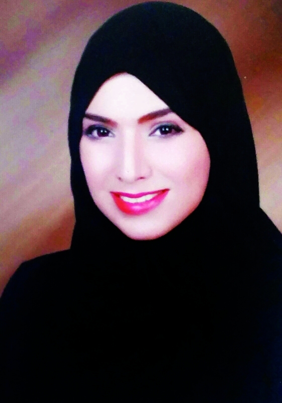 "آمنة الشامسي"