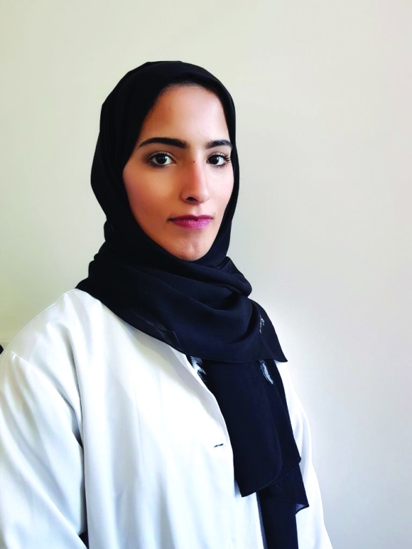 "فاطمة المهيري"