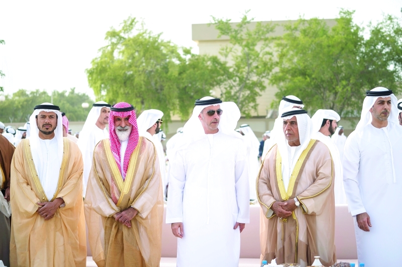 "سيف وعمر بن زايد وسلطان بن طحنون وخليفة بن حمدان بن محمد"