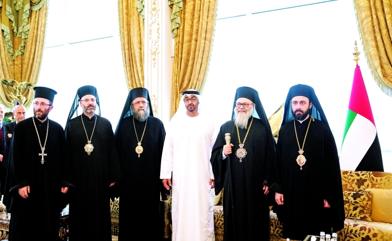 "سموه متوسّطاً يوحنا العاشر والوفد المرافق"