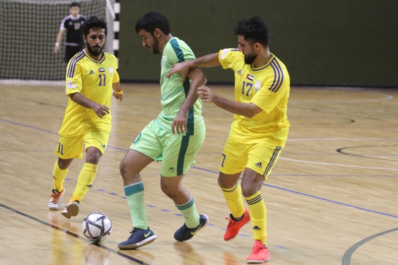"من مباراة سابقة بين خورفكان والظفرة | البيان"
