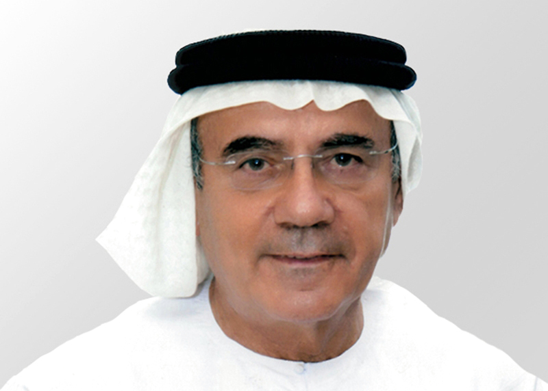 "زكي نسيبة يستعرض إشادات المذكرات الغربية بالشيخ زايد"