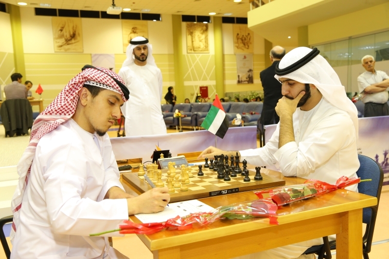 "سالم عبد الرحمن وسعيد إسحاق يتقدمان نجوم الإمارات (البيان)"