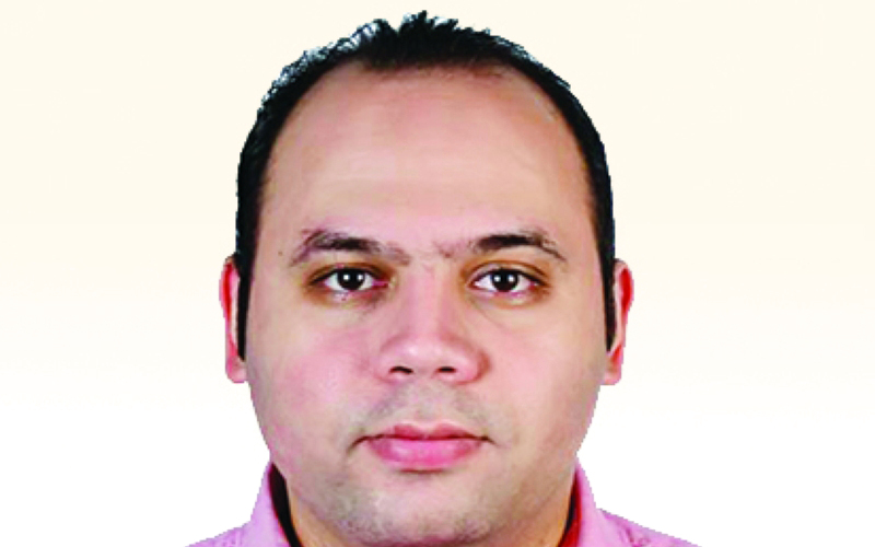 "عمرو حسين"