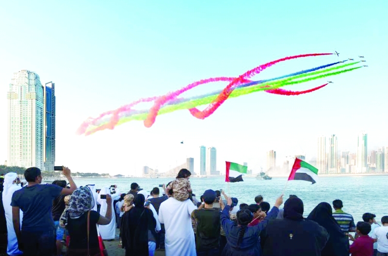 "العرض يظهر مدى التلاحم بين قواتنا المسلحة وشعب الإمارات والمقيمين على أرضها | وام"