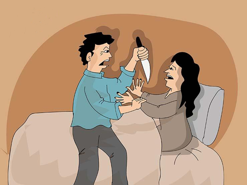 شكت والدته من ألم المرض .. فذبحها