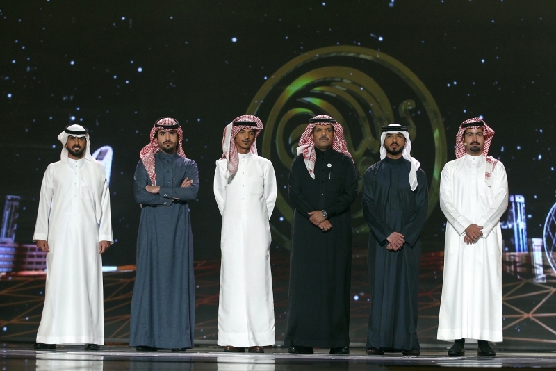 إماراتي وسعودي إلى المرحلة الثانية من «شاعر المليون»