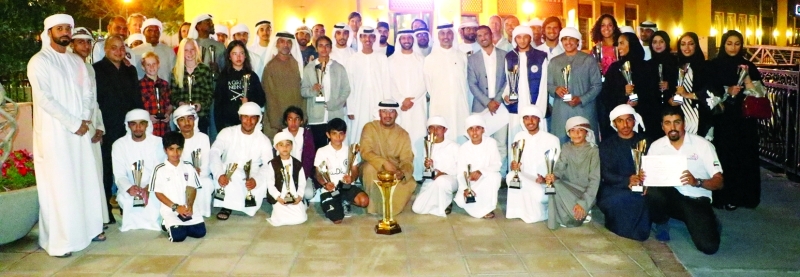"خلال أمسية تكريم أبطال موسم منافسات الشراع والتجديف | البيان"
