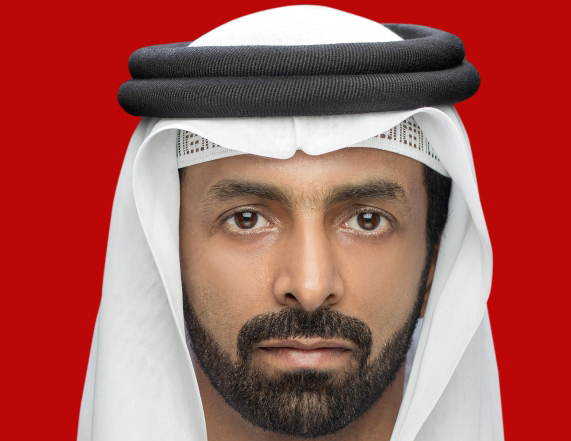 محمد بن حم أول عربي يفوز بميدالية غاندي العالمية للإنسانية